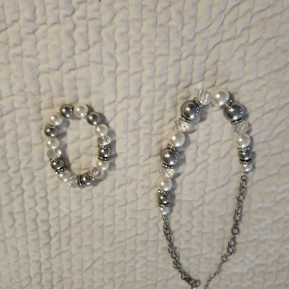 Custom made pearl set